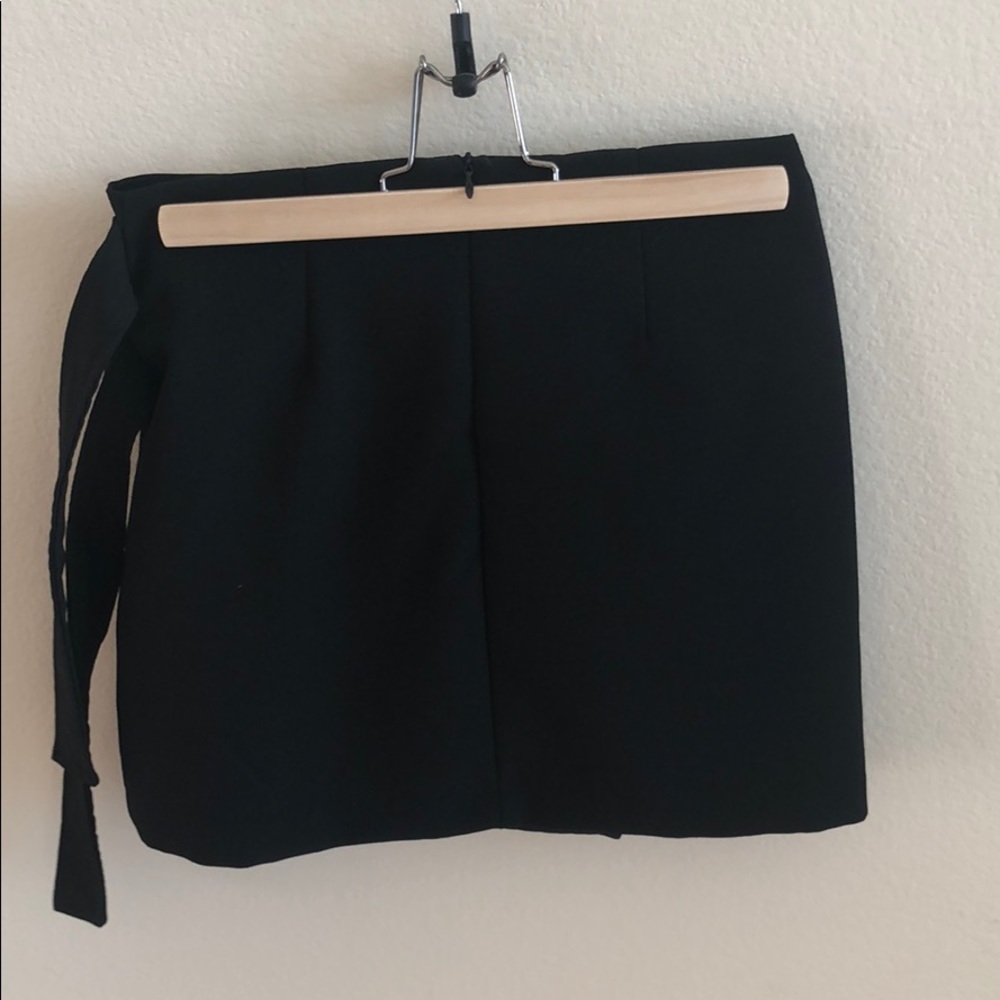 Mini skirt - Picture 2 of 4
